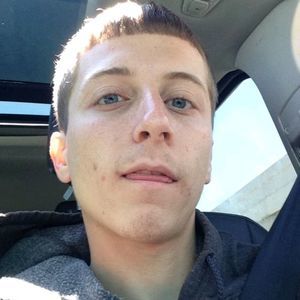 Meet your Posher, Travis